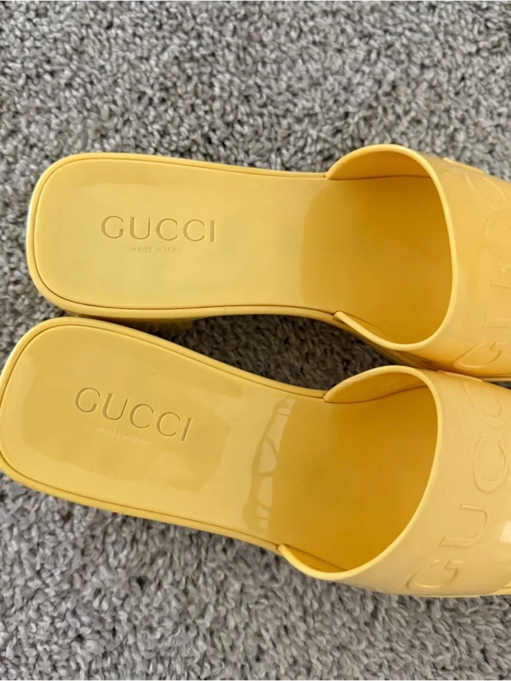 Gucci Jelly Yellow Slide Mules with Embossed Logo - Picture 2 of 4